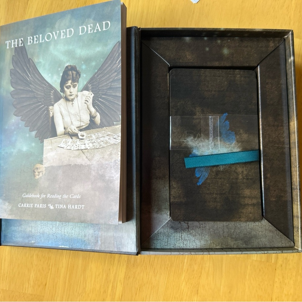 The Beloved Dead Oracle - Picture 3 of 7